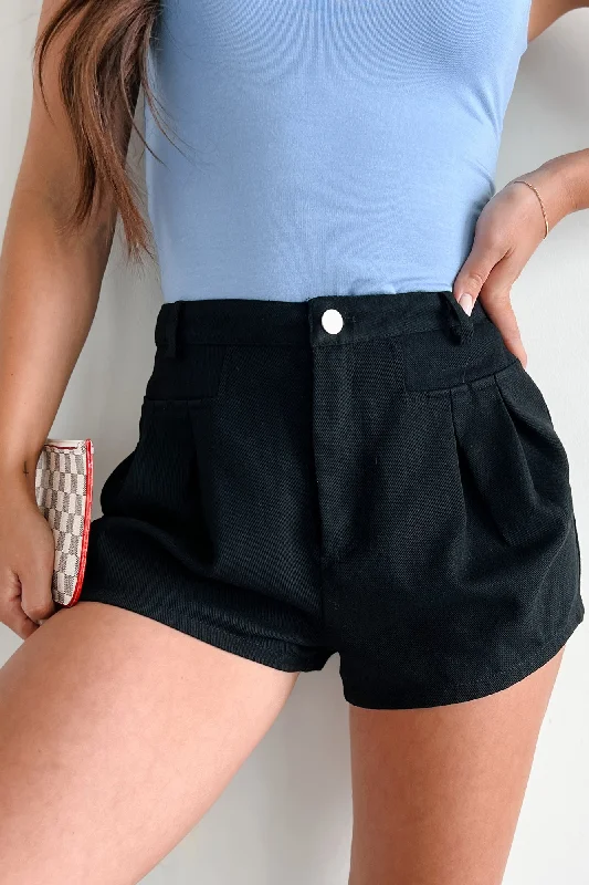 Women's Plus-Size Casual Outfit No One To Blame Pleated Denim Shorts (Black)