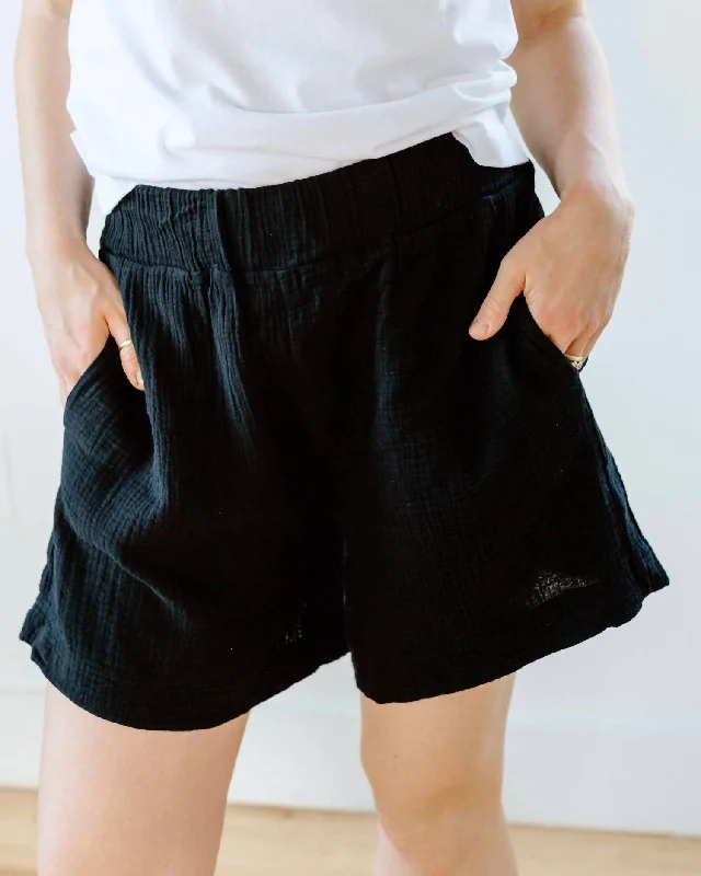 Summer Deals Gilma Shorts In Black