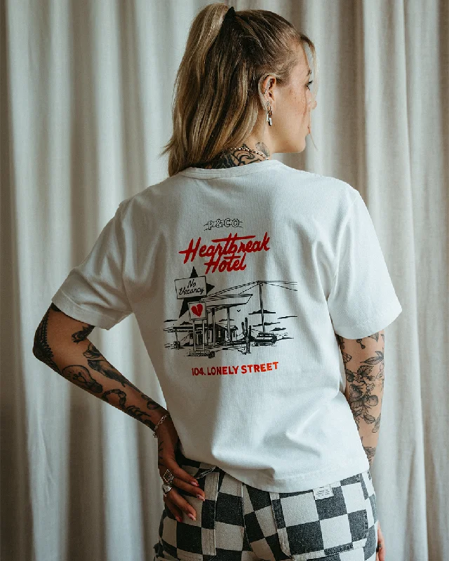 Vintage-Inspired Women's Apparel Heartbreak Hotel T-Shirt - Off White