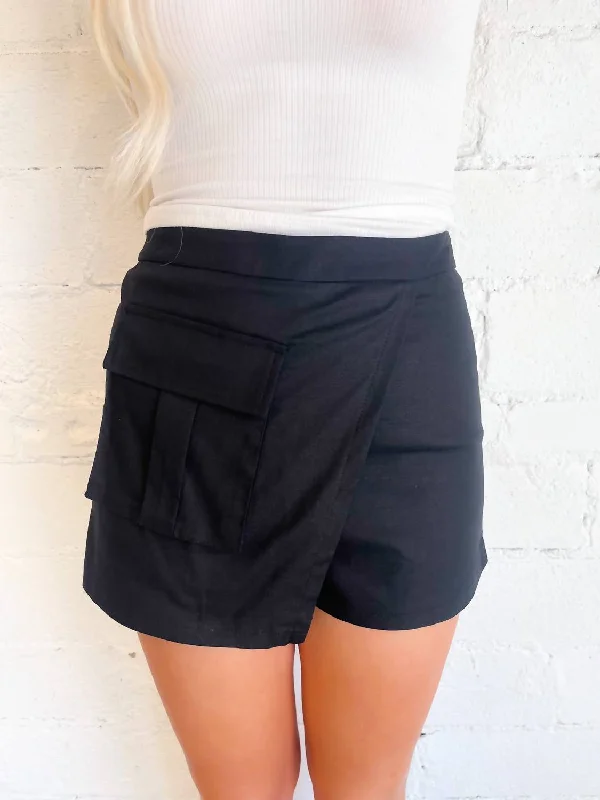 Women's Plus-Size Casual Outfit Ride The Wave Asymmetrical Shorts In Black