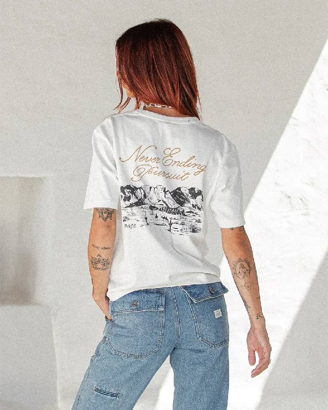 Street Chic Discounts Never Ending Pursuit T-Shirt - Off White