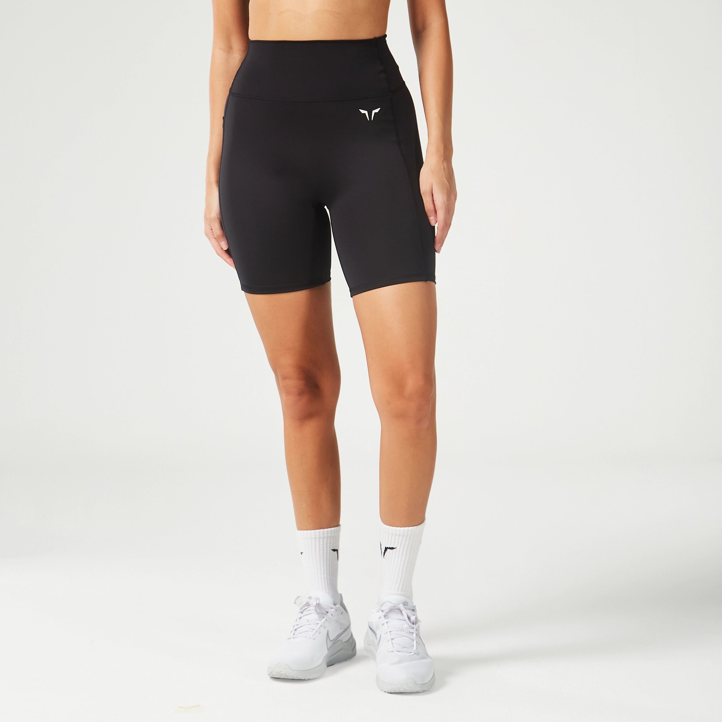 Women's Holiday Attire Essential ACT 7" Cycling Shorts - Black