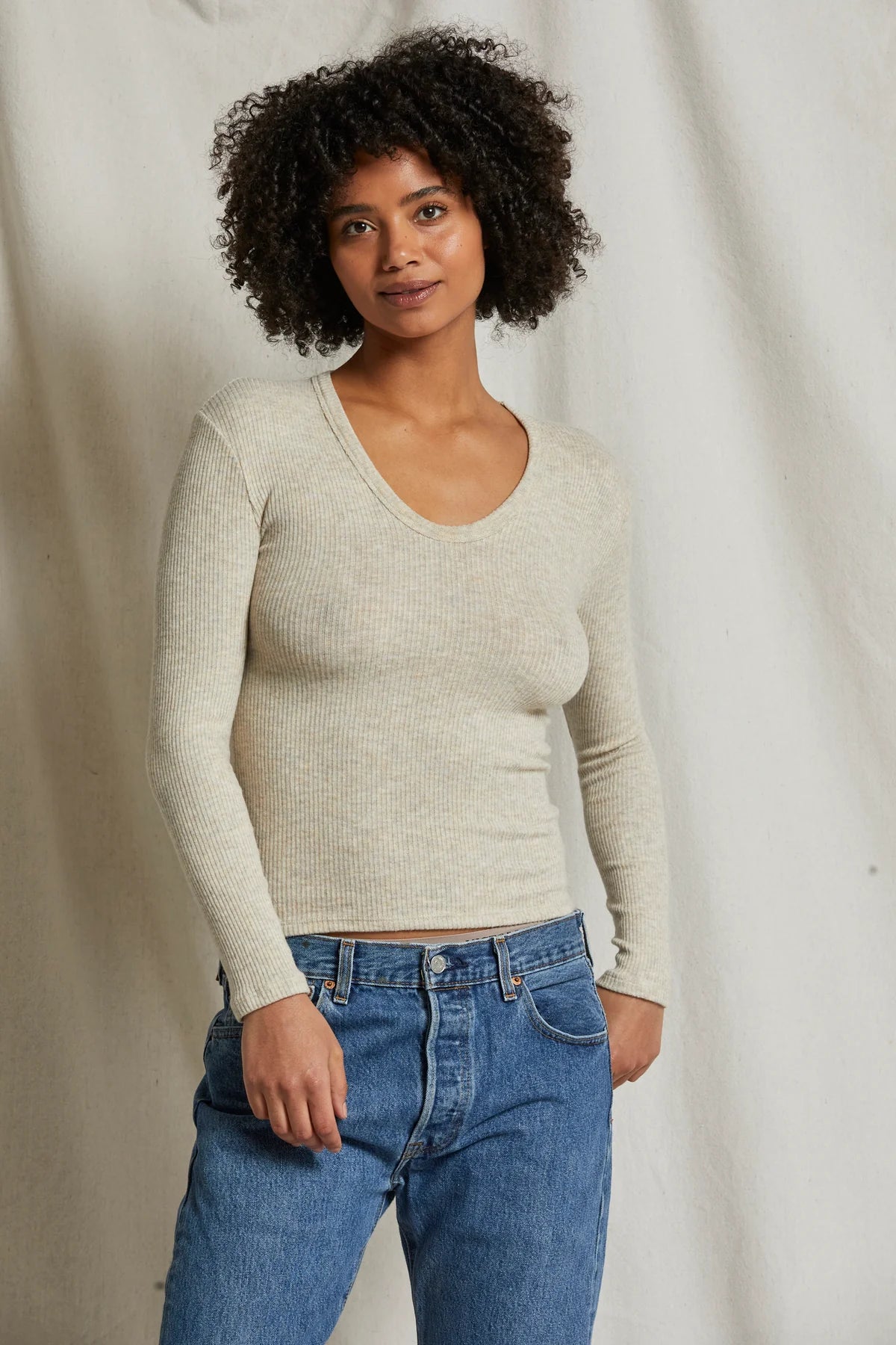 Special Offers, Don't Miss PerfectWhiteTee Whitney Long Sleeve Tee in Heather Oatmeal