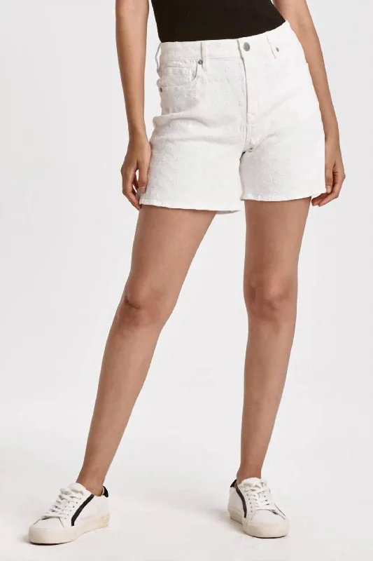 Stylish Outerwear Clothing For Women Julian Shorts In White