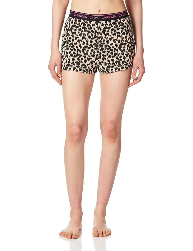 Women's Clothing For Everyday Wear Glisten Lounge Short In Sketched Leopard Print Honey Almond