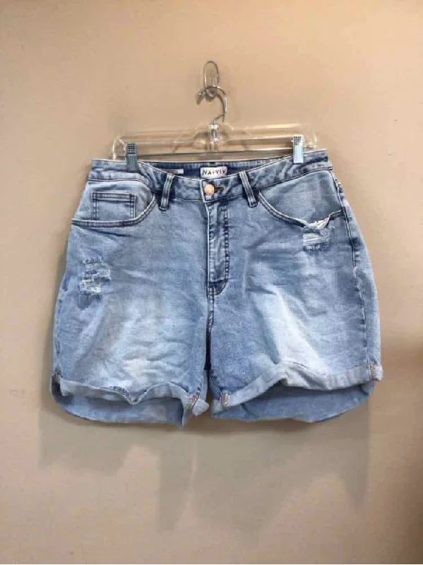 Women's Holiday Clothing AVA & VIV SIZE 16 Ladies SHORTS