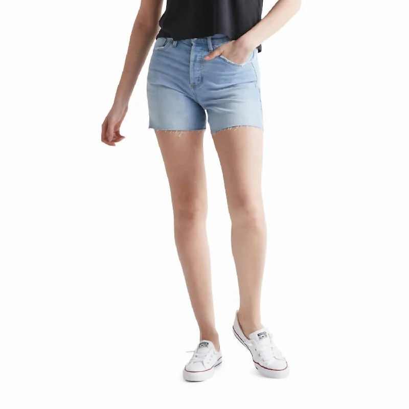 Casual Clothing For Women Mid-Weight Denim High Rise Shorts In Light Bleach