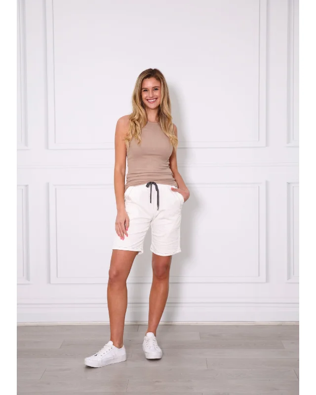 Women's Casual Outfit Monaco Jeans Riley Short - White