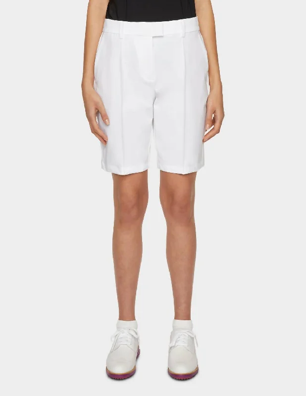 Comfortable Outfit For Women Golf Tech Short In White