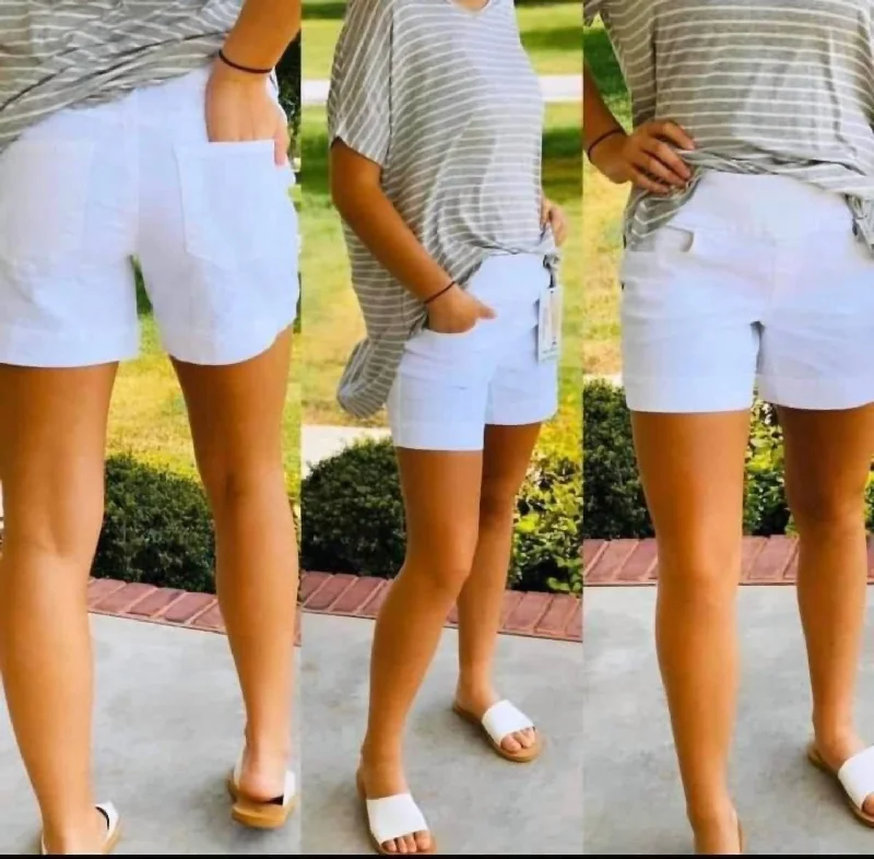 Women's Holiday Clothes Pull On Shorts In White