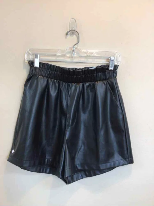 Affordable Trendy Fashion BB DAKOTA SIZE SMALL Ladies SHORTS