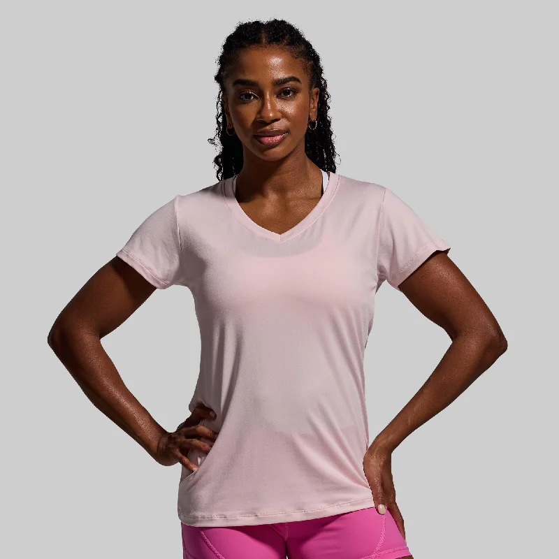 Edgy Fashion Deals Athleisure Short Sleeve V-Neck (Peachskin)